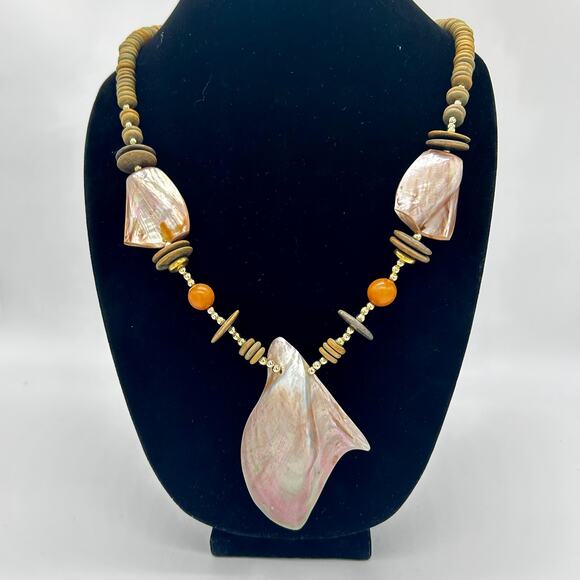 Vintage Jewelry - Vintage Large Shell Necklace Statement Pendant Beaded Beach Jewelry